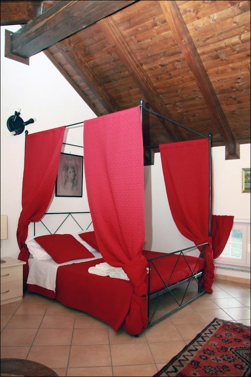 Villa Sassi Ac Αλεξάνδρεια Δωμάτιο φωτογραφία