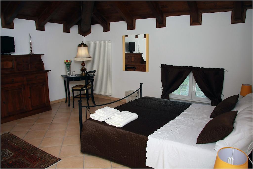 Villa Sassi Ac Αλεξάνδρεια Δωμάτιο φωτογραφία
